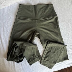 Lululemon Green High-Waisted Ribbed Leggings